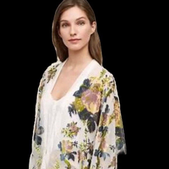 NWT Anthropologie Burnout Velvet Kimono Wrap White. One size - Picture 2 of 4